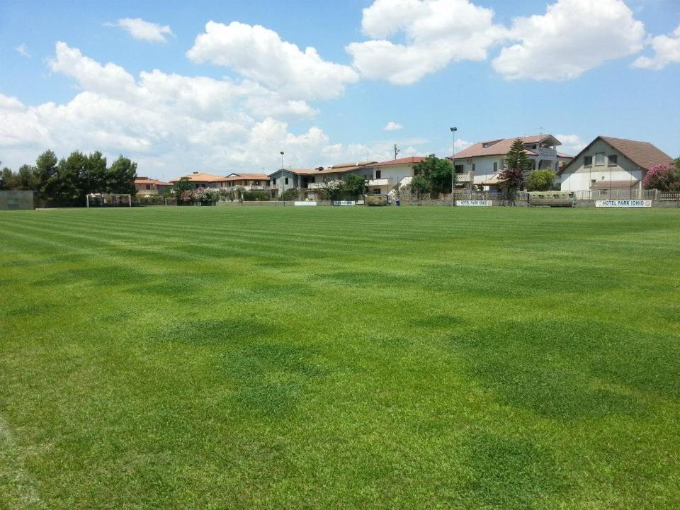 Hotel Park Jonio Steccato di Cutro Esterno foto