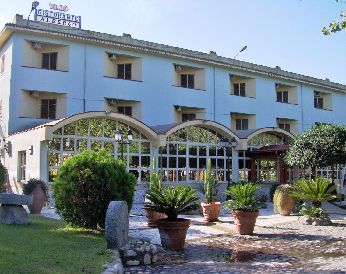 Hotel Park Jonio Steccato di Cutro Esterno foto